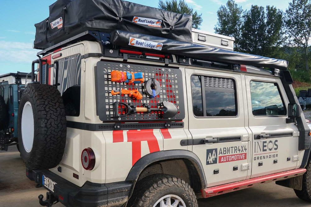 Vehicle Panel Designs 4x4 Outdoor Tuning :: Nakatanenga Modular Vehicle Panel for Ineos ...