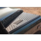 Wing protection plates with integrated air slots for Land Rover Defender