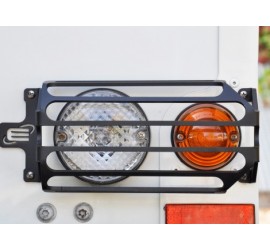 Rear indicator, rear light / rear fog light protection for Defender, black powder coated.